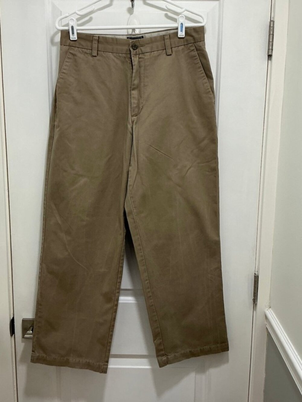 Dockers Men's Pants slacks, Khaki, size 32 x 30 , excellent condition